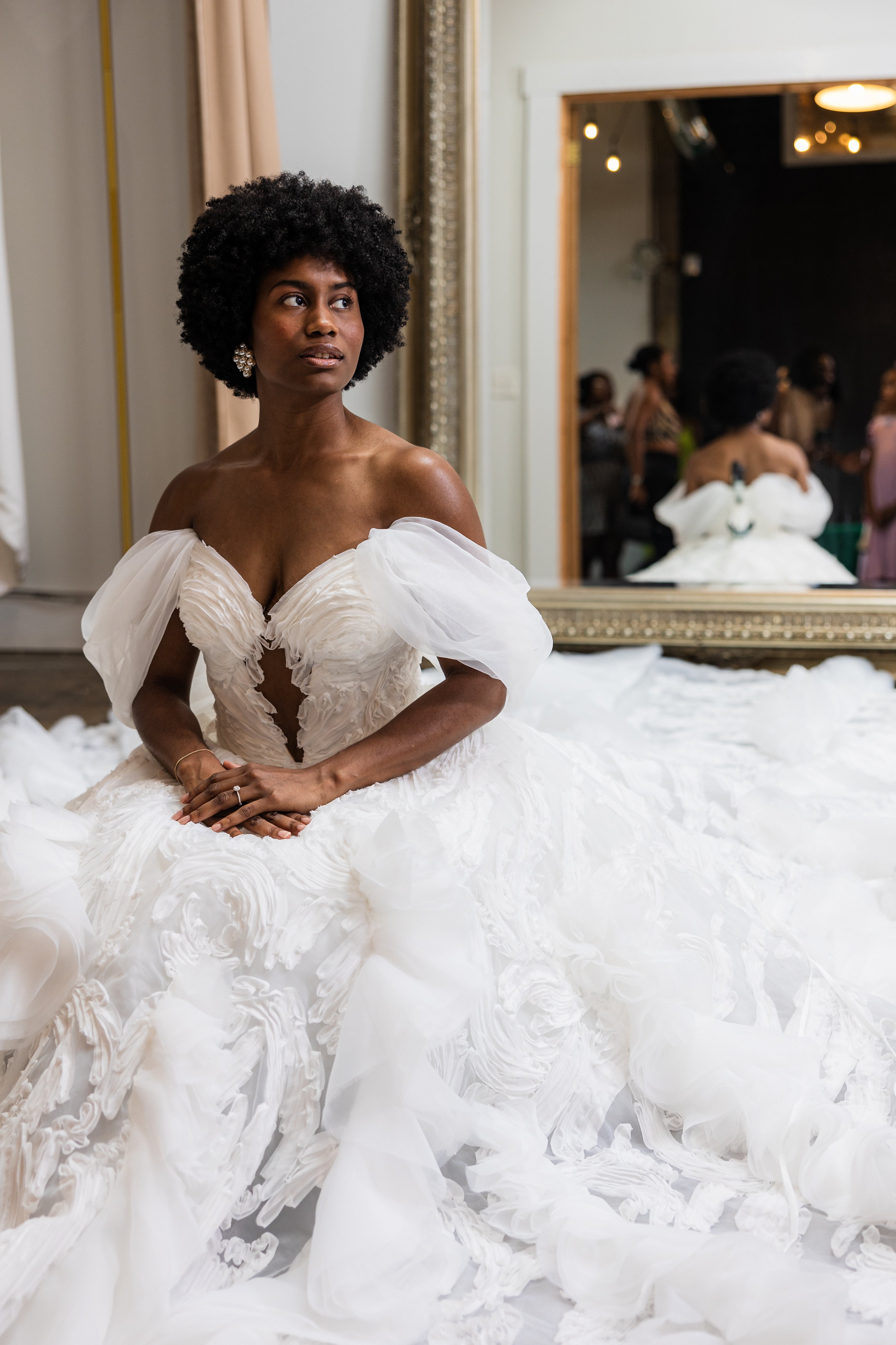 Bridal Shopping Tips : How to Save Time, Money, and Stress When Choosing Your Wedding Dress